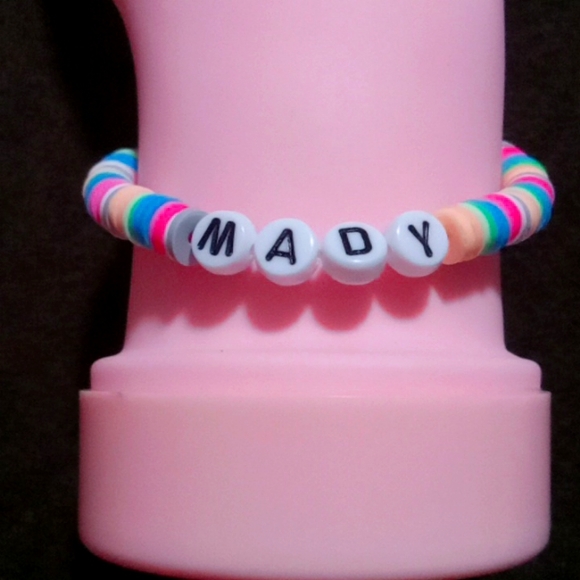 Bracelets - Picture 2 of 4